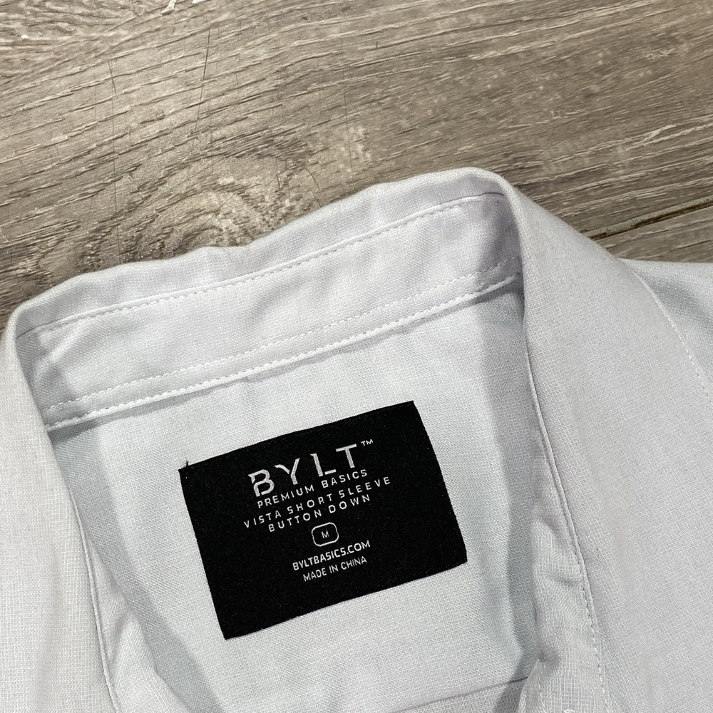 BYLT Vista Shirt Mens Medium White Short Sleeve Button Front Stretch Casual - Picture 2 of 12